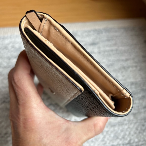 Kate Spade Sandra Southport Avenue Black White Trifold Wallet - Picture 9 of 15